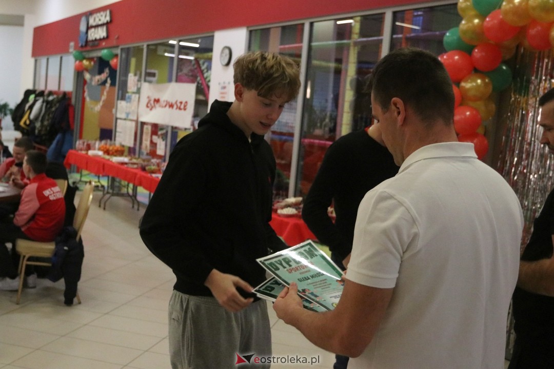 Mikołajki na sportowo z Diamentem Ostrołęka [02.12.2024] - zdjęcie #4 - eOstroleka.pl