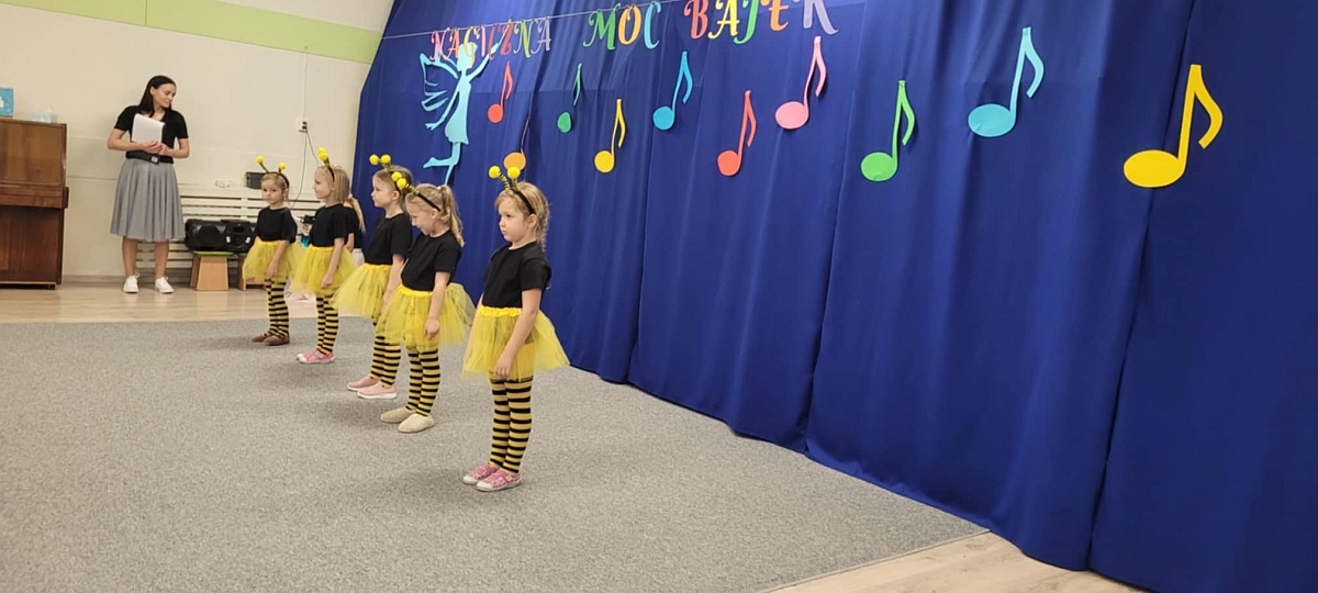 Konkurs Magiczna moc bajek w Przedszkolu Miejskiem nr 10 [29.11.2024] - zdjęcie #1 - eOstroleka.pl