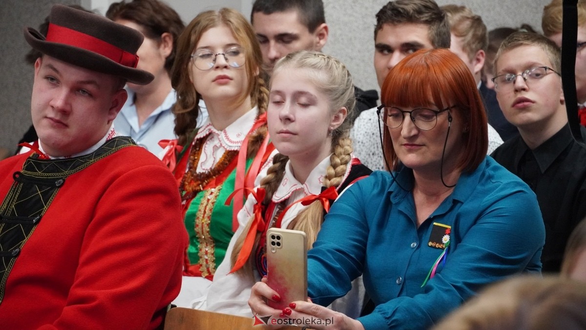 VI Olimpiada wiedzy o Kurpiach [03.12.2024] - zdjęcie #57 - eOstroleka.pl