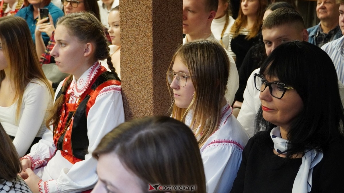 VI Olimpiada wiedzy o Kurpiach [03.12.2024] - zdjęcie #55 - eOstroleka.pl