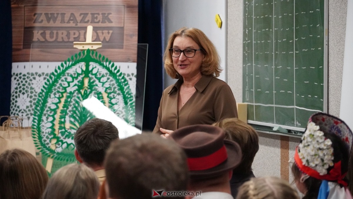 VI Olimpiada wiedzy o Kurpiach [03.12.2024] - zdjęcie #30 - eOstroleka.pl