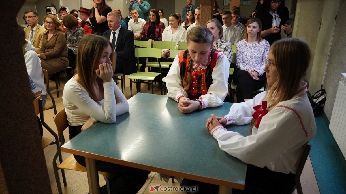 VI Olimpiada wiedzy o Kurpiach [03.12.2024] - zdjęcie #26 - eOstroleka.pl