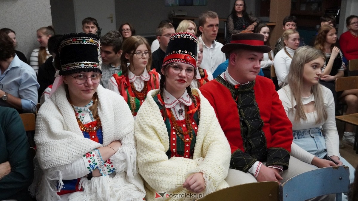 VI Olimpiada wiedzy o Kurpiach [03.12.2024] - zdjęcie #10 - eOstroleka.pl