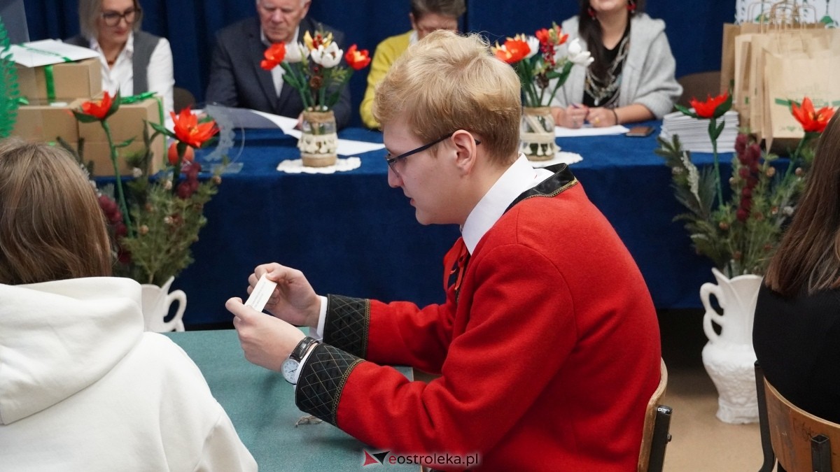 VI Olimpiada wiedzy o Kurpiach [03.12.2024] - zdjęcie #8 - eOstroleka.pl