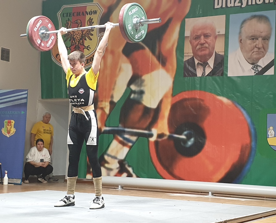 UKS Atleta na Międzynarodowym Memoriale Andrzeja Matusiaka i Jerzego Ostrowskiego w Ciechanowie - zdjęcie #9 - eOstroleka.pl