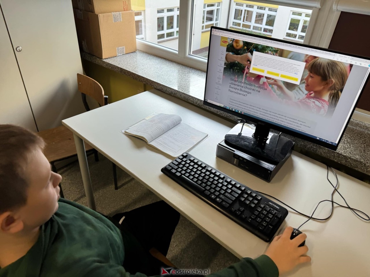 Świąteczna magia w HTML - SP 10 Ostrołęka - zdjęcie #11 - eOstroleka.pl