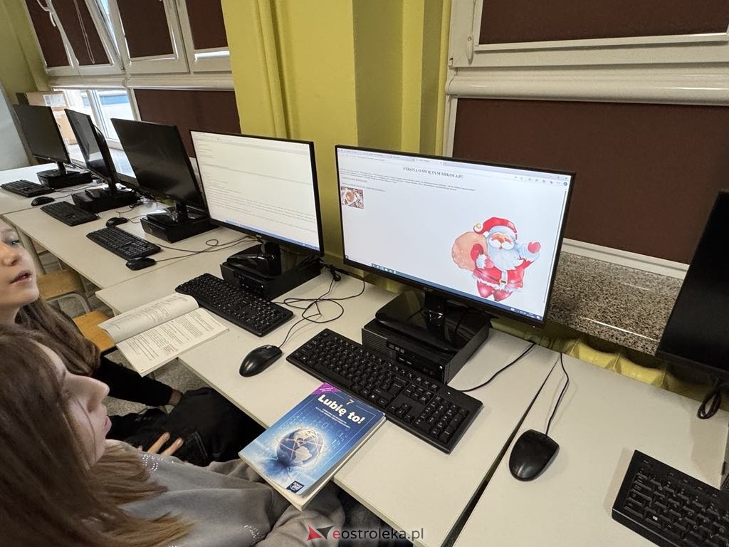 Świąteczna magia w HTML - SP 10 Ostrołęka - zdjęcie #2 - eOstroleka.pl