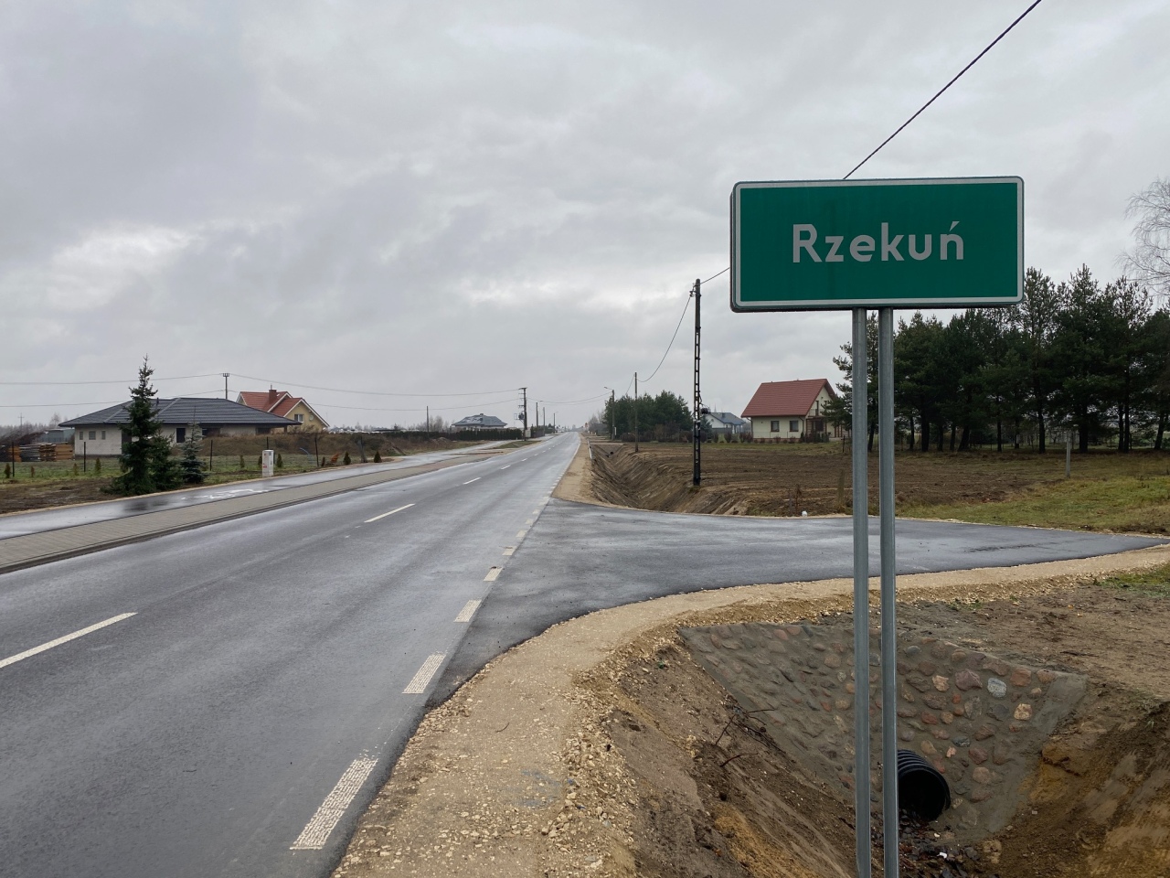 Droga Rzekuń - Daniszewo po przebudowie [04.12.2024] - zdjęcie #2 - eOstroleka.pl