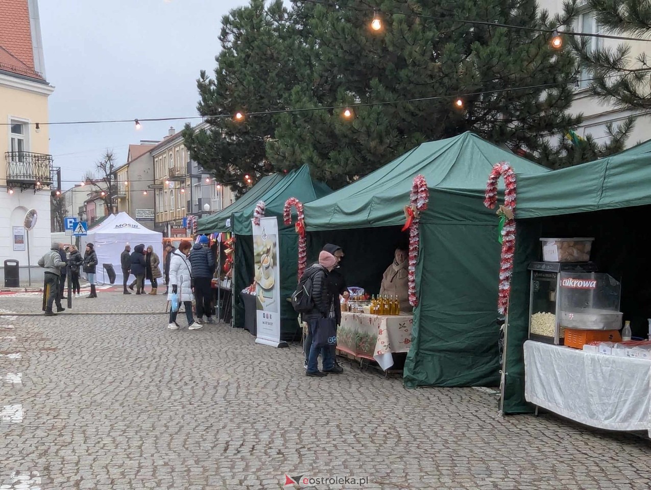 II Kurpiowski Jarmark Bożonarodzeniowy w Ostrołęce wystartował [05.12.2024] - zdjęcie #159 - eOstroleka.pl