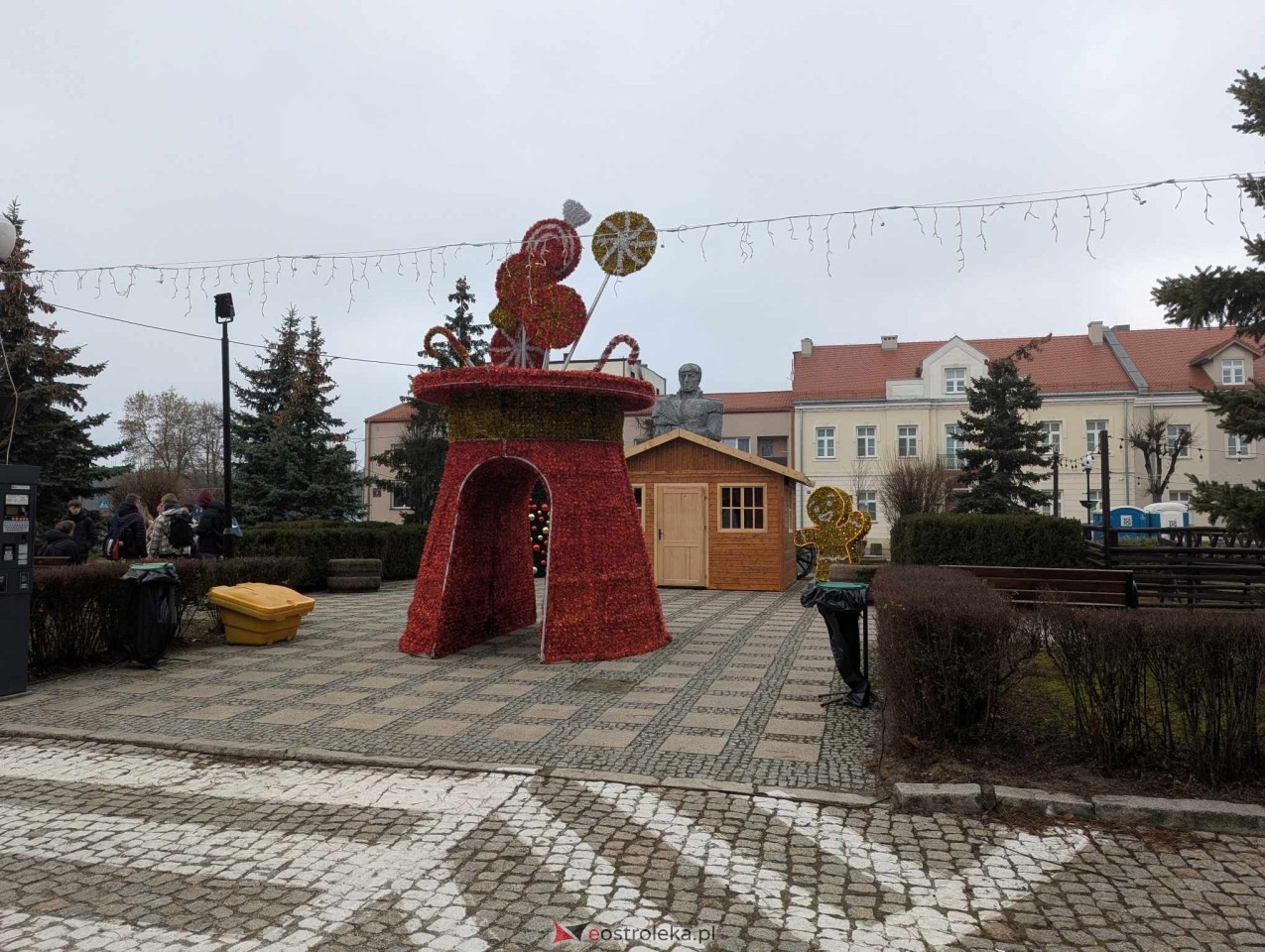 II Kurpiowski Jarmark Bożonarodzeniowy w Ostrołęce wystartował [05.12.2024] - zdjęcie #137 - eOstroleka.pl