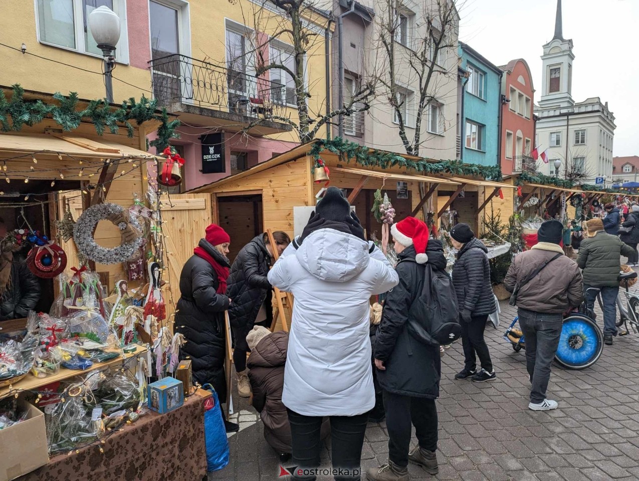 II Kurpiowski Jarmark Bożonarodzeniowy w Ostrołęce wystartował [05.12.2024] - zdjęcie #136 - eOstroleka.pl