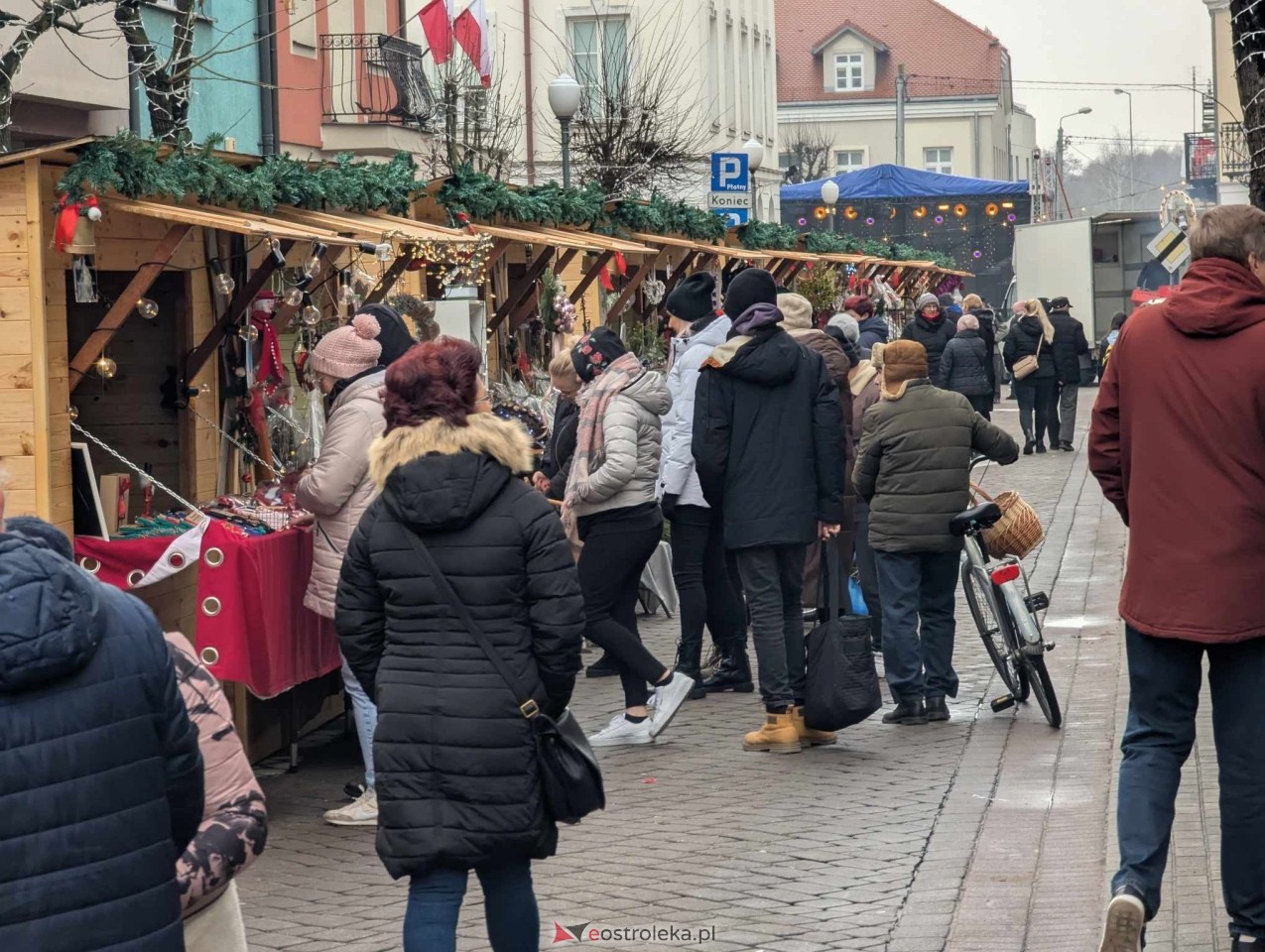 II Kurpiowski Jarmark Bożonarodzeniowy w Ostrołęce wystartował [05.12.2024] - zdjęcie #131 - eOstroleka.pl