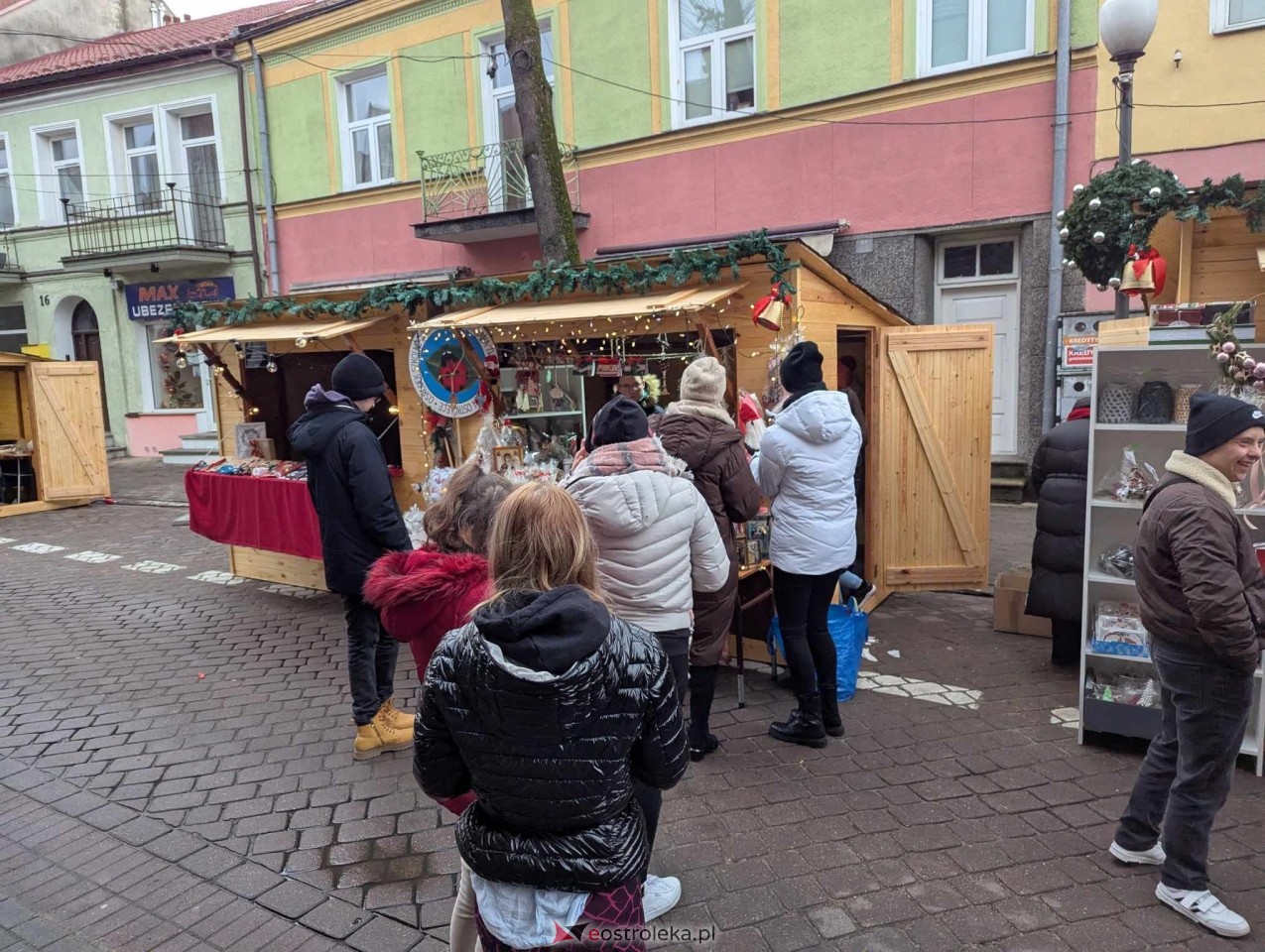 II Kurpiowski Jarmark Bożonarodzeniowy w Ostrołęce wystartował [05.12.2024] - zdjęcie #123 - eOstroleka.pl