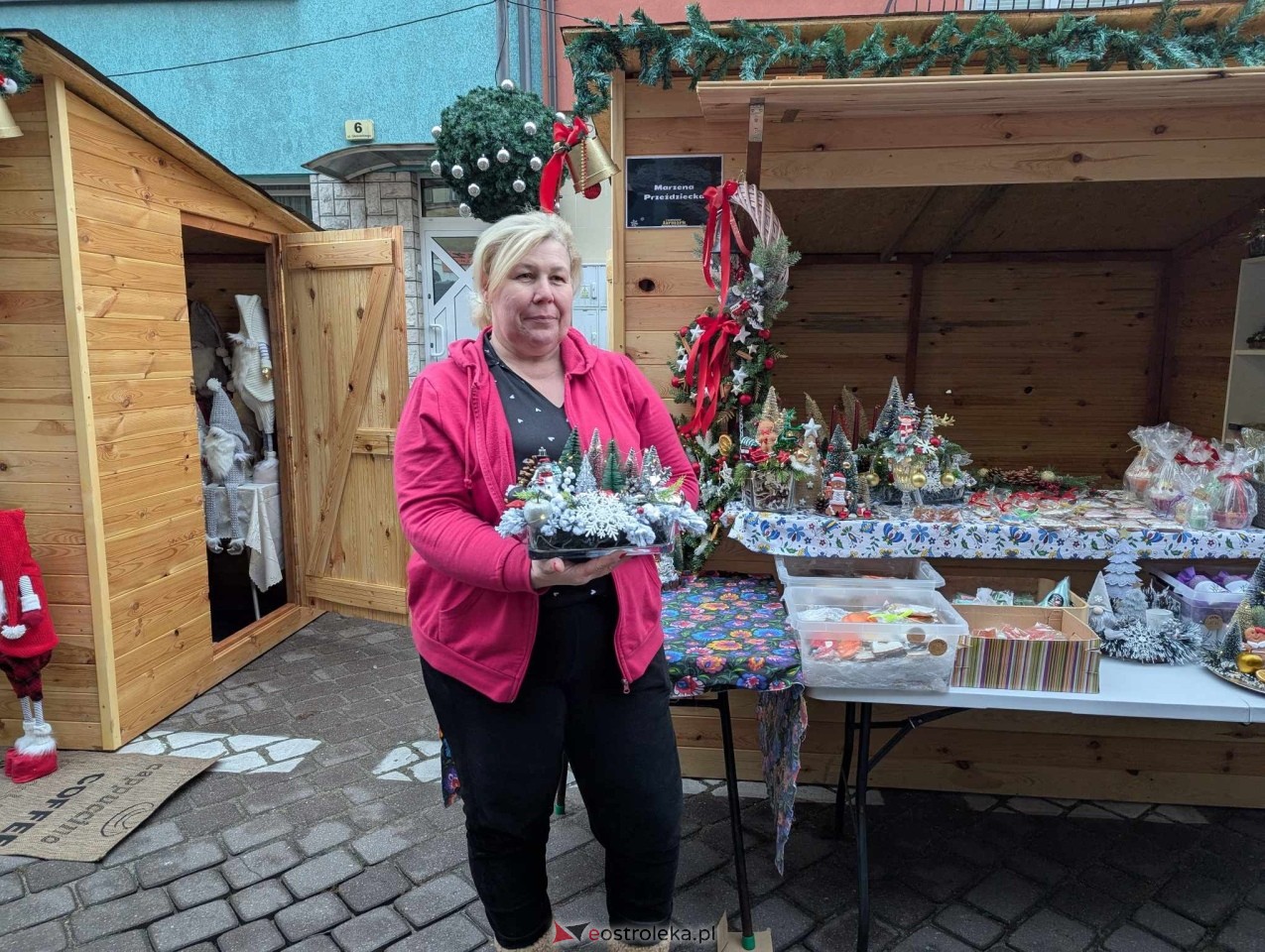 II Kurpiowski Jarmark Bożonarodzeniowy w Ostrołęce wystartował [05.12.2024] - zdjęcie #121 - eOstroleka.pl