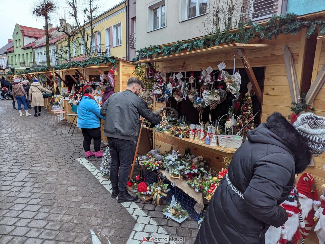 II Kurpiowski Jarmark Bożonarodzeniowy w Ostrołęce wystartował [05.12.2024] - zdjęcie #109 - eOstroleka.pl