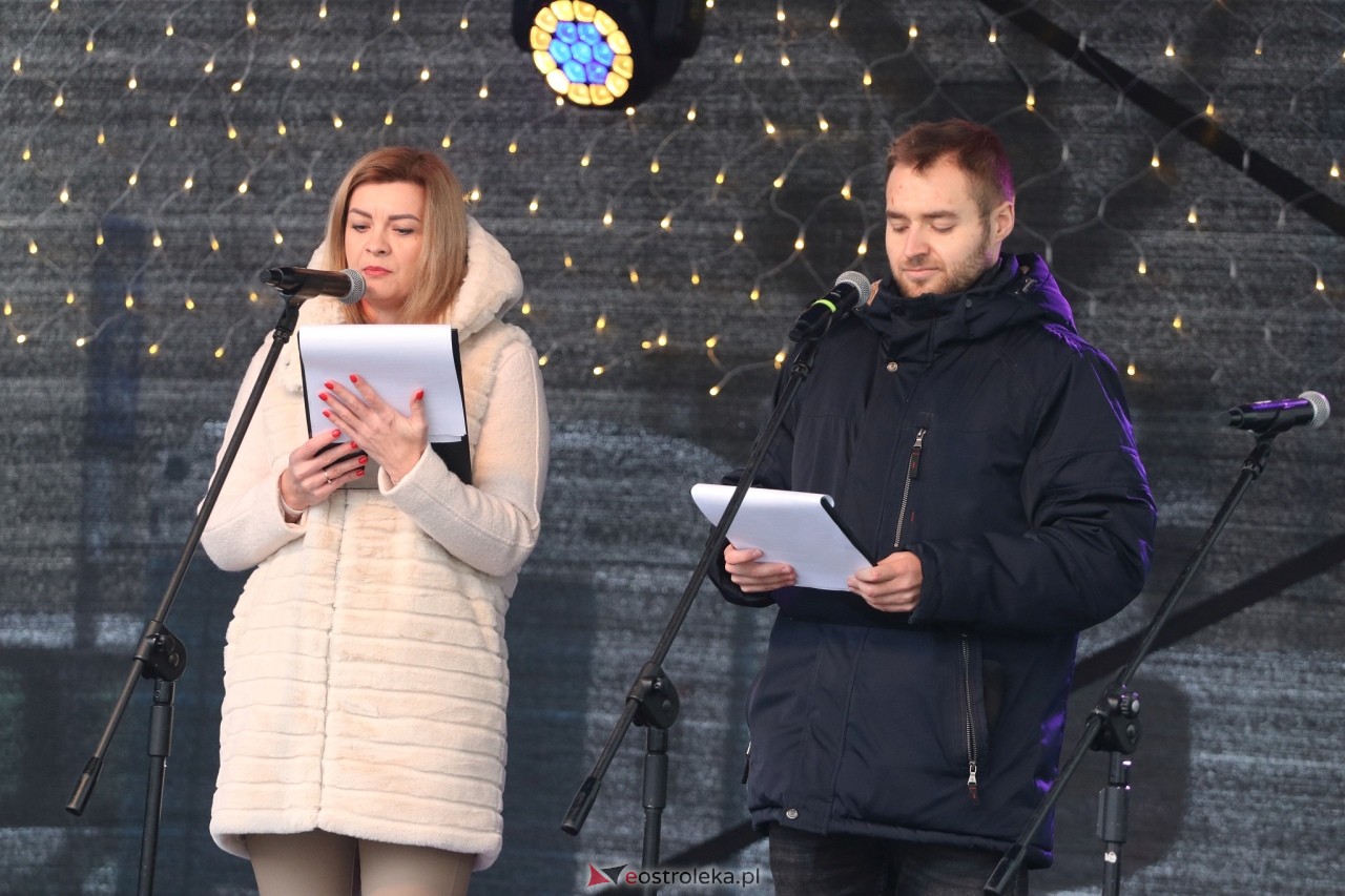 II Kurpiowski Jarmark Bożonarodzeniowy w Ostrołęce wystartował [05.12.2024] - zdjęcie #106 - eOstroleka.pl