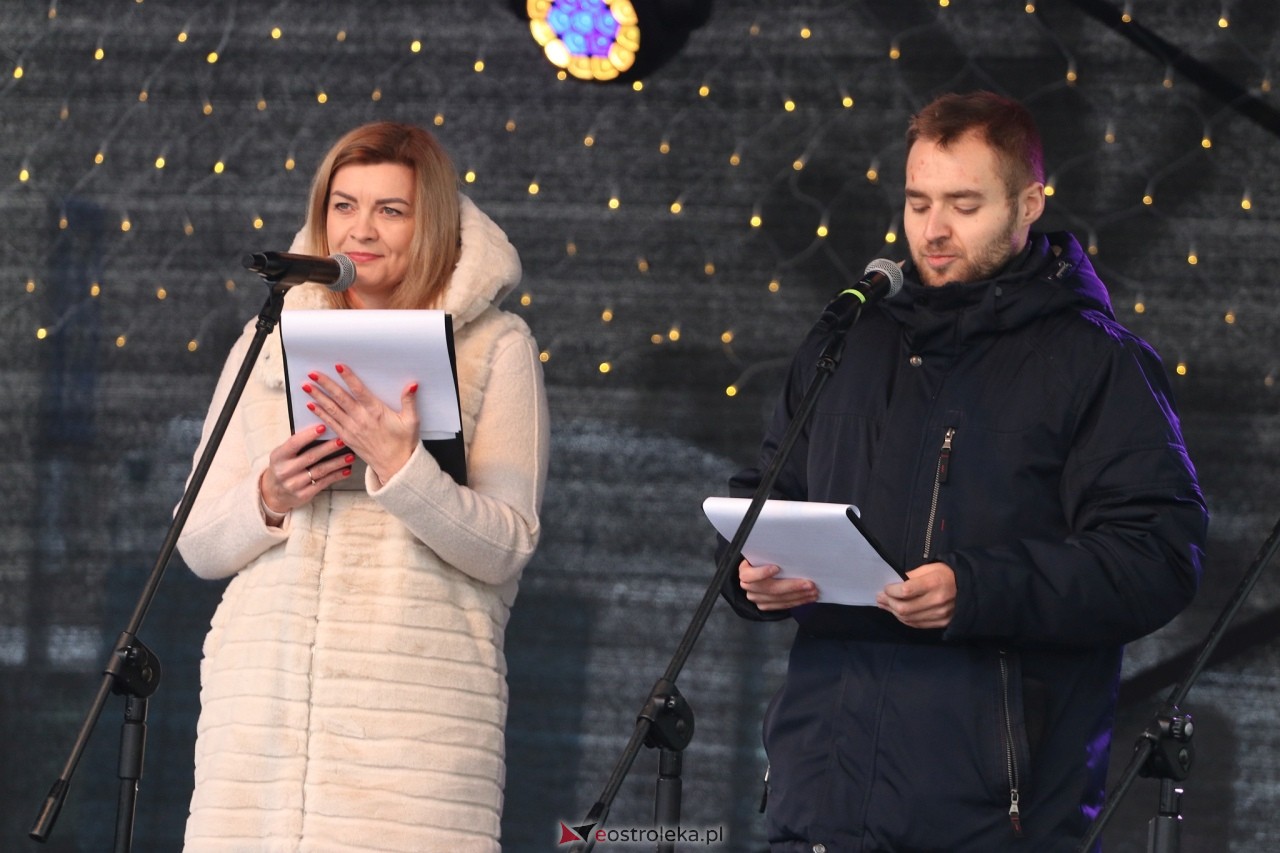 II Kurpiowski Jarmark Bożonarodzeniowy w Ostrołęce wystartował [05.12.2024] - zdjęcie #103 - eOstroleka.pl