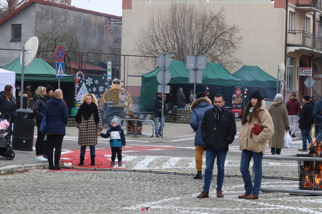 II Kurpiowski Jarmark Bożonarodzeniowy w Ostrołęce wystartował [05.12.2024] - zdjęcie #73 - eOstroleka.pl