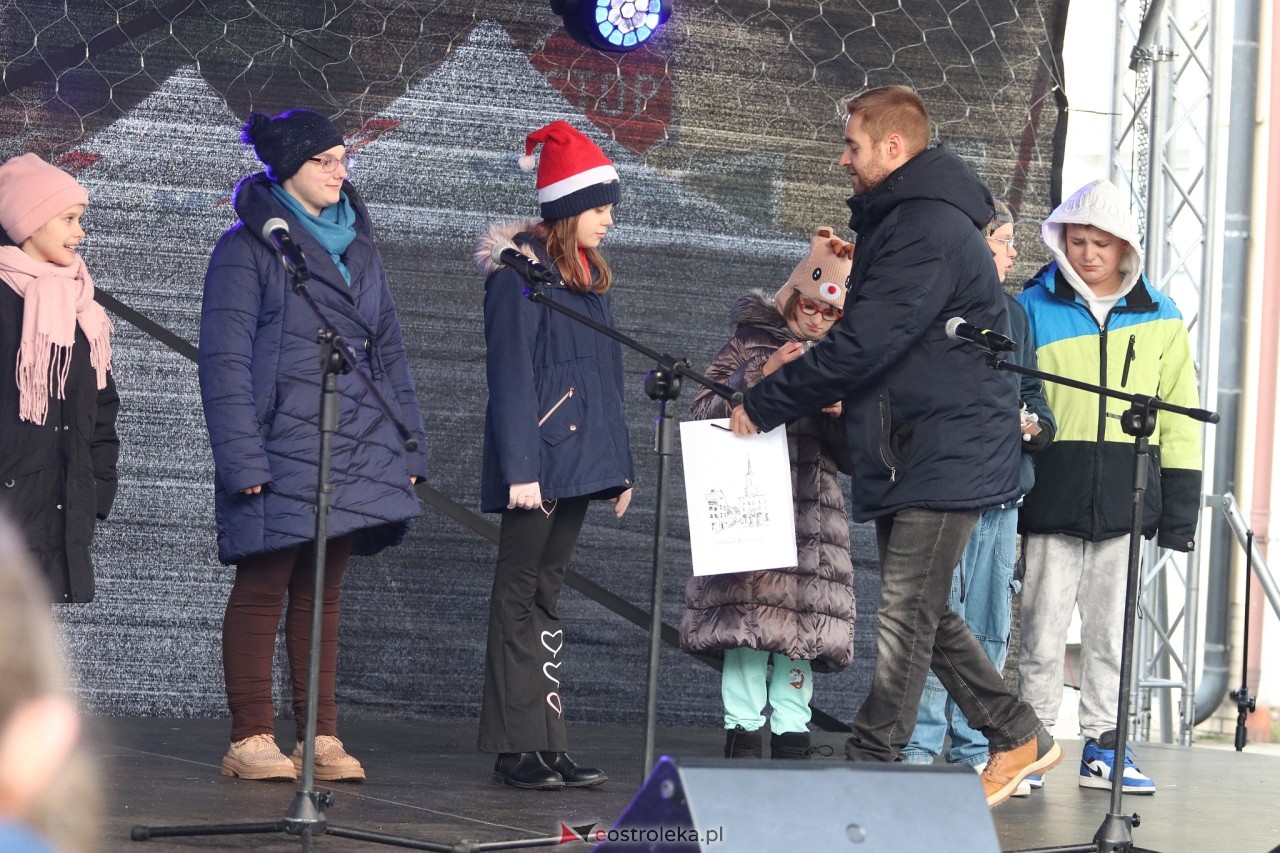 II Kurpiowski Jarmark Bożonarodzeniowy w Ostrołęce wystartował [05.12.2024] - zdjęcie #54 - eOstroleka.pl