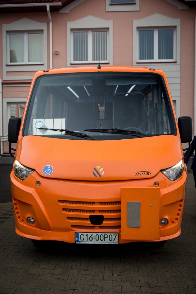 Nowy autobus do transportu uczniów z gminy Lelis [05.12.2024] - zdjęcie #2 - eOstroleka.pl
