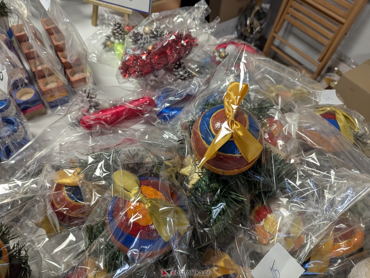 Mikołajkowy kiermasz w ostrołęckim szpitalu [06.12.2024] - zdjęcie #23 - eOstroleka.pl