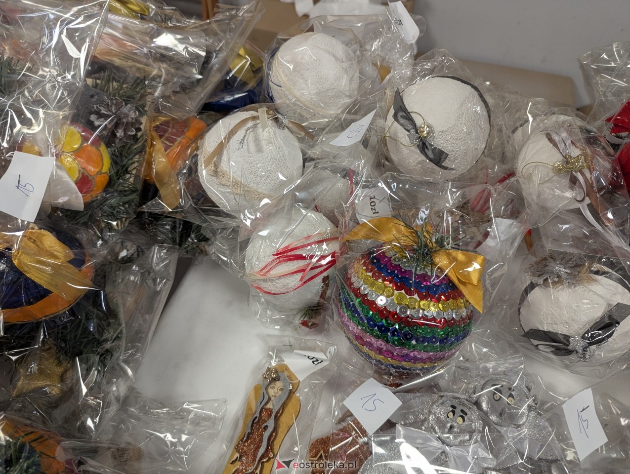 Mikołajkowy kiermasz w ostrołęckim szpitalu [06.12.2024] - zdjęcie #22 - eOstroleka.pl