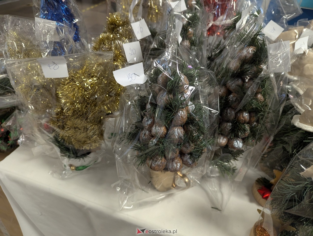 Mikołajkowy kiermasz w ostrołęckim szpitalu [06.12.2024] - zdjęcie #16 - eOstroleka.pl