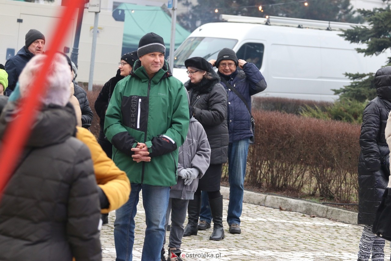 Kurpiowski Jarmark Bożonarodzeniowy [6.12.2024] - zdjęcie #64 - eOstroleka.pl