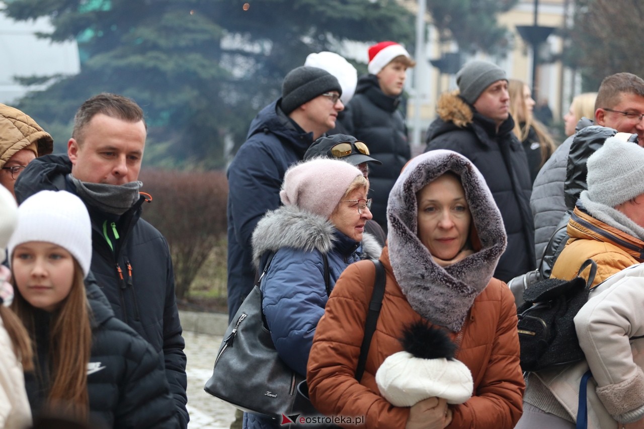 Kurpiowski Jarmark Bożonarodzeniowy [6.12.2024] - zdjęcie #34 - eOstroleka.pl