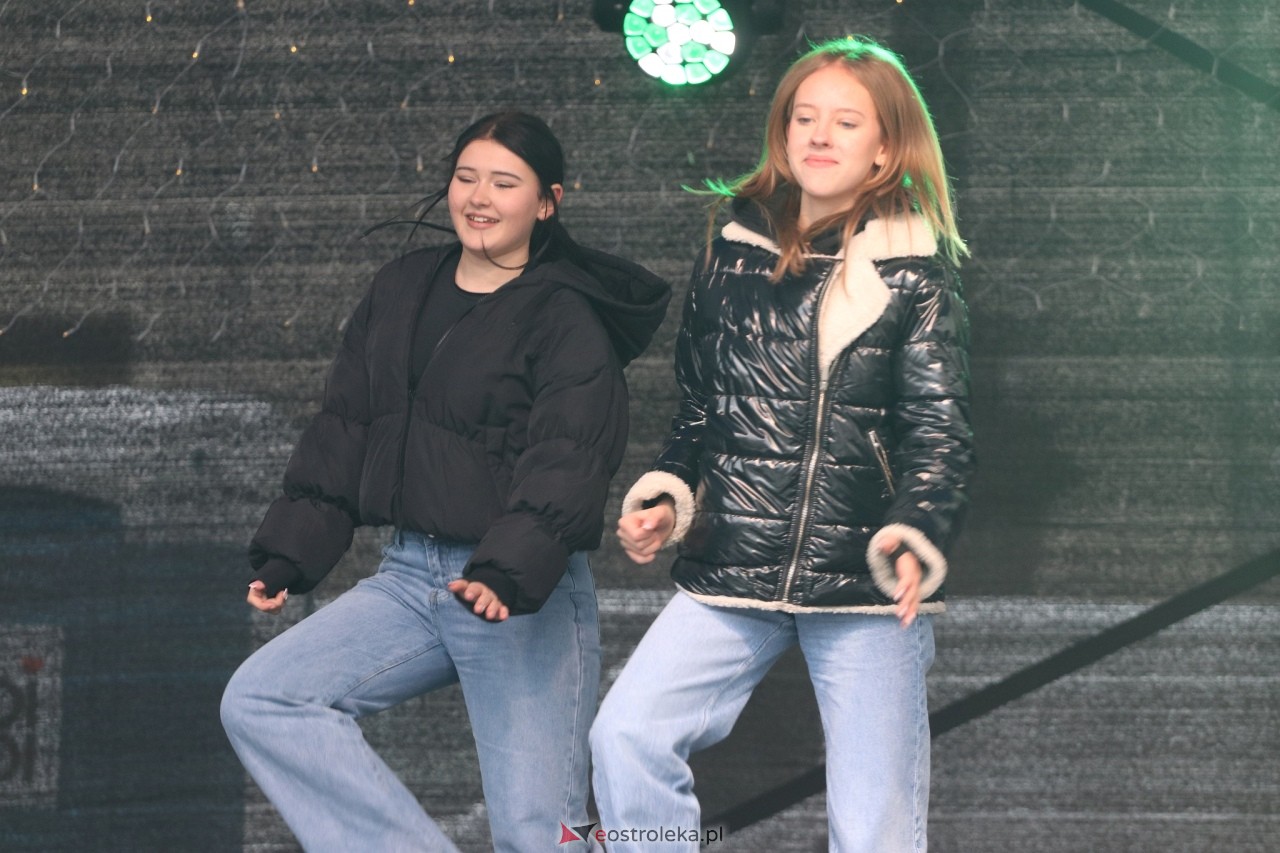 Kurpiowski Jarmark Bożonarodzeniowy [6.12.2024] - zdjęcie #25 - eOstroleka.pl