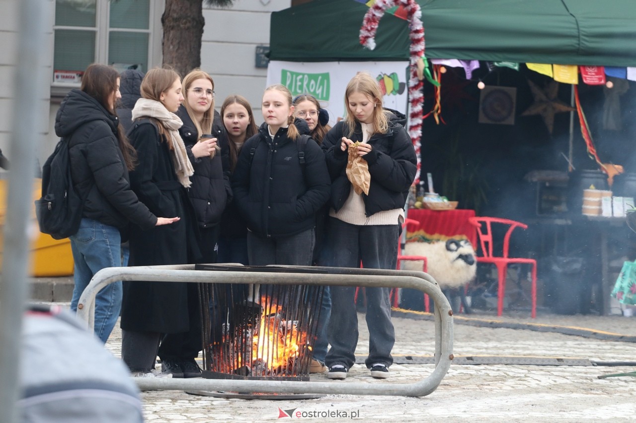 Kurpiowski Jarmark Bożonarodzeniowy [6.12.2024] - zdjęcie #4 - eOstroleka.pl