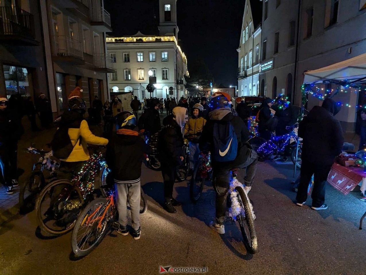 Kurpiowski Jarmark Bożonarodzeniowy - drugi dzień [6.12.2024] - zdjęcie #37 - eOstroleka.pl