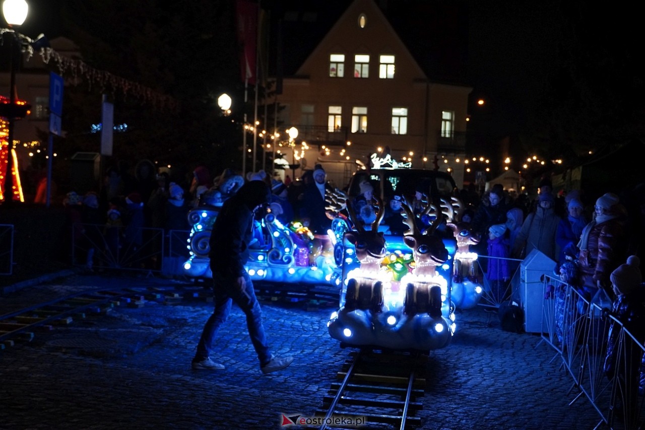 Kurpiowski Jarmark Bożonarodzeniowy - drugi dzień [6.12.2024] - zdjęcie #17 - eOstroleka.pl