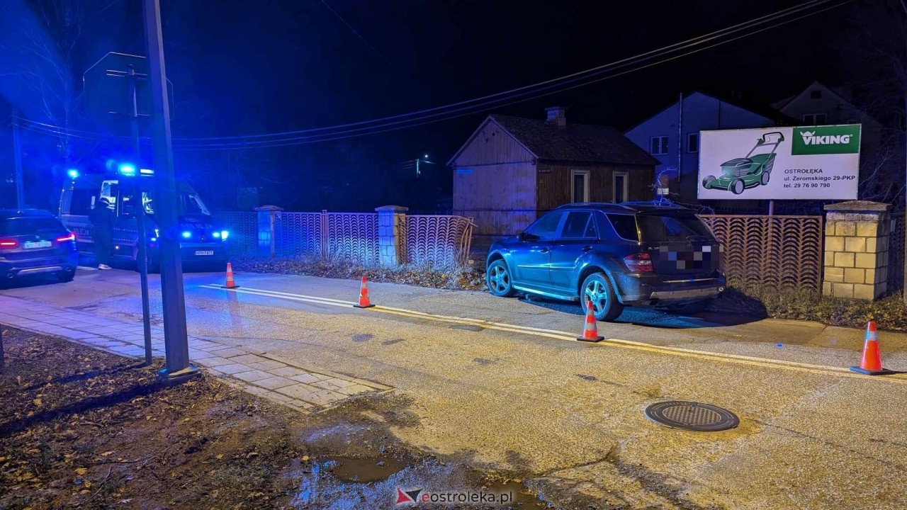 Wypadek przy Stacha Konwy [6.12.2024] - zdjęcie #3 - eOstroleka.pl