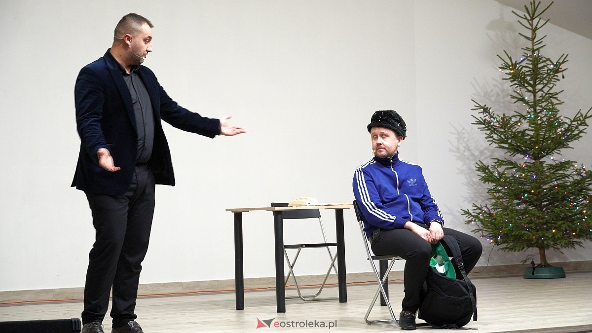 Kabaret Czwarta Fala w Łysych [06.12.2024] - zdjęcie #65 - eOstroleka.pl