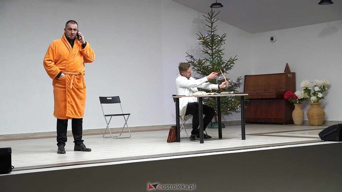 Kabaret Czwarta Fala w Łysych [06.12.2024] - zdjęcie #33 - eOstroleka.pl