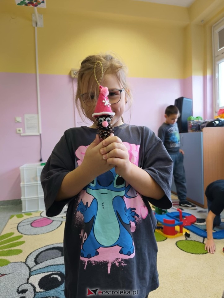 Mikołajki w SP 10 w Ostrołęce [6.12.2024] - zdjęcie #27 - eOstroleka.pl
