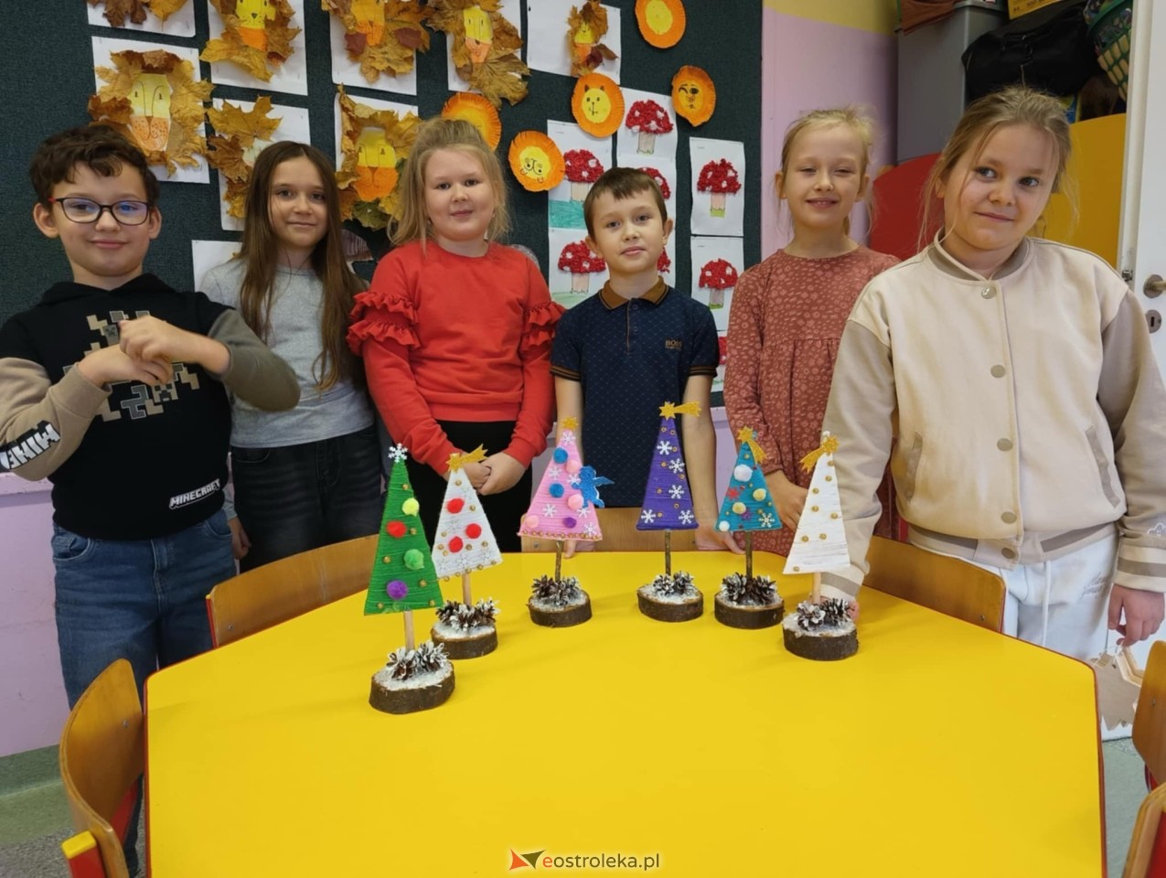 Mikołajki w SP 10 w Ostrołęce [6.12.2024] - zdjęcie #3 - eOstroleka.pl