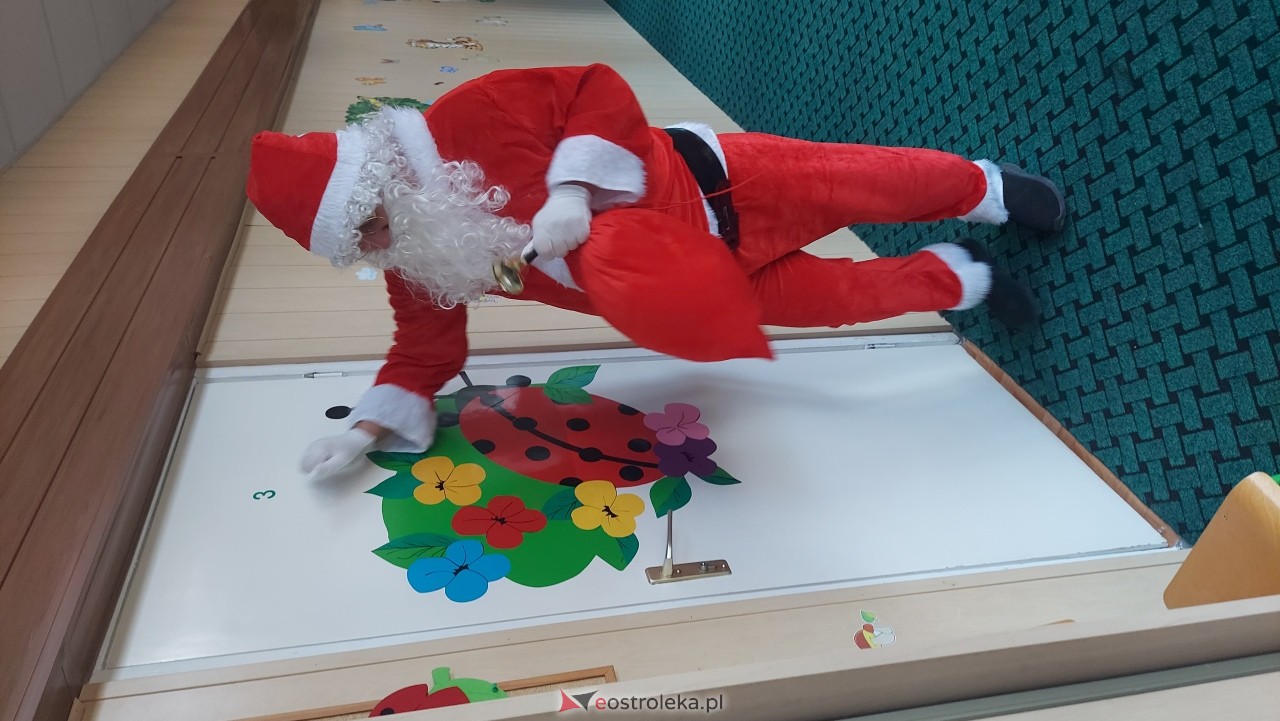 Mikołajkach w Przedszkolu Miejskim Nr 10 [06.12.2024] - zdjęcie #6 - eOstroleka.pl