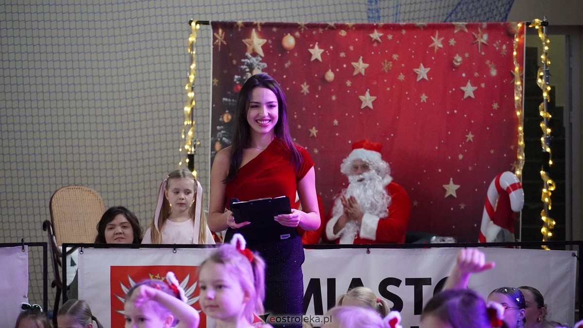 Wigilia Bezwahania Dance Center: grupy mini [7.12.2024] - zdjęcie #80 - eOstroleka.pl