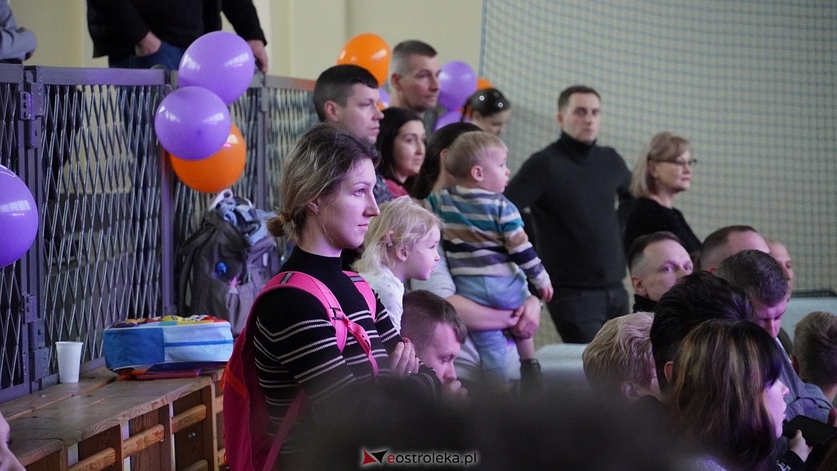 Wigilia Bezwahania Dance Center: grupy mini [7.12.2024] - zdjęcie #69 - eOstroleka.pl