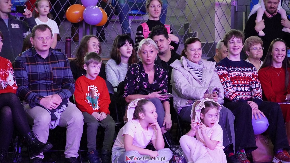 Wigilia Bezwahania Dance Center: grupy mini [7.12.2024] - zdjęcie #56 - eOstroleka.pl
