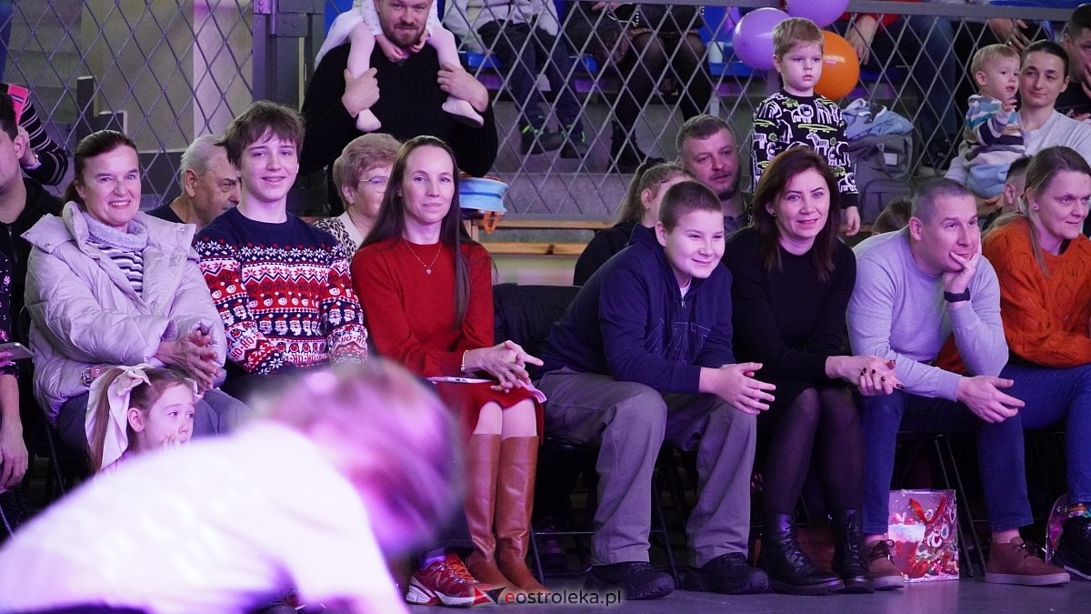 Wigilia Bezwahania Dance Center: grupy mini [7.12.2024] - zdjęcie #55 - eOstroleka.pl