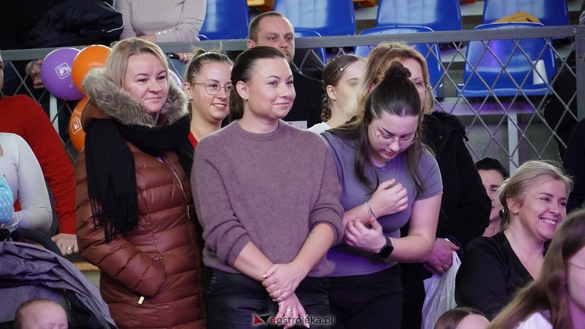 Wigilia Bezwahania Dance Center: grupy mini [7.12.2024] - zdjęcie #40 - eOstroleka.pl