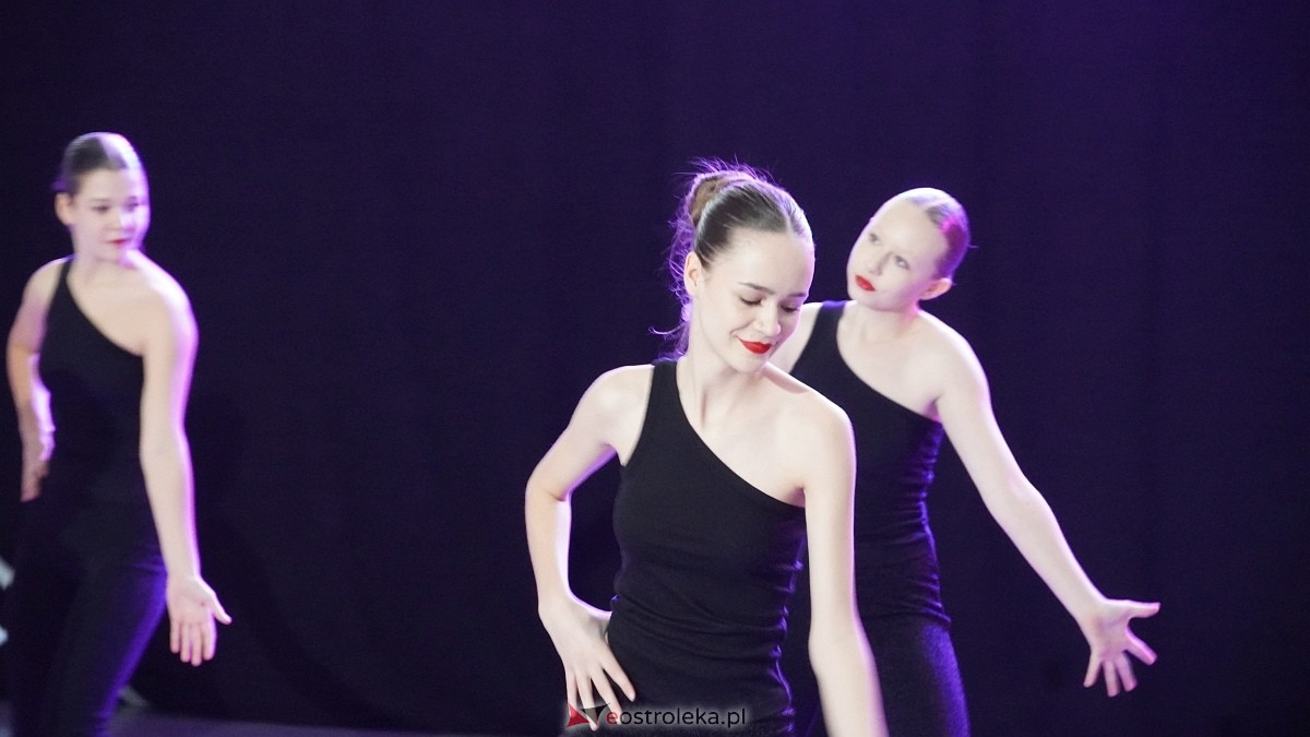 Wigilia Bezwahania Dance Center: grupy kids i junior [7.12.2024] - zdjęcie #78 - eOstroleka.pl
