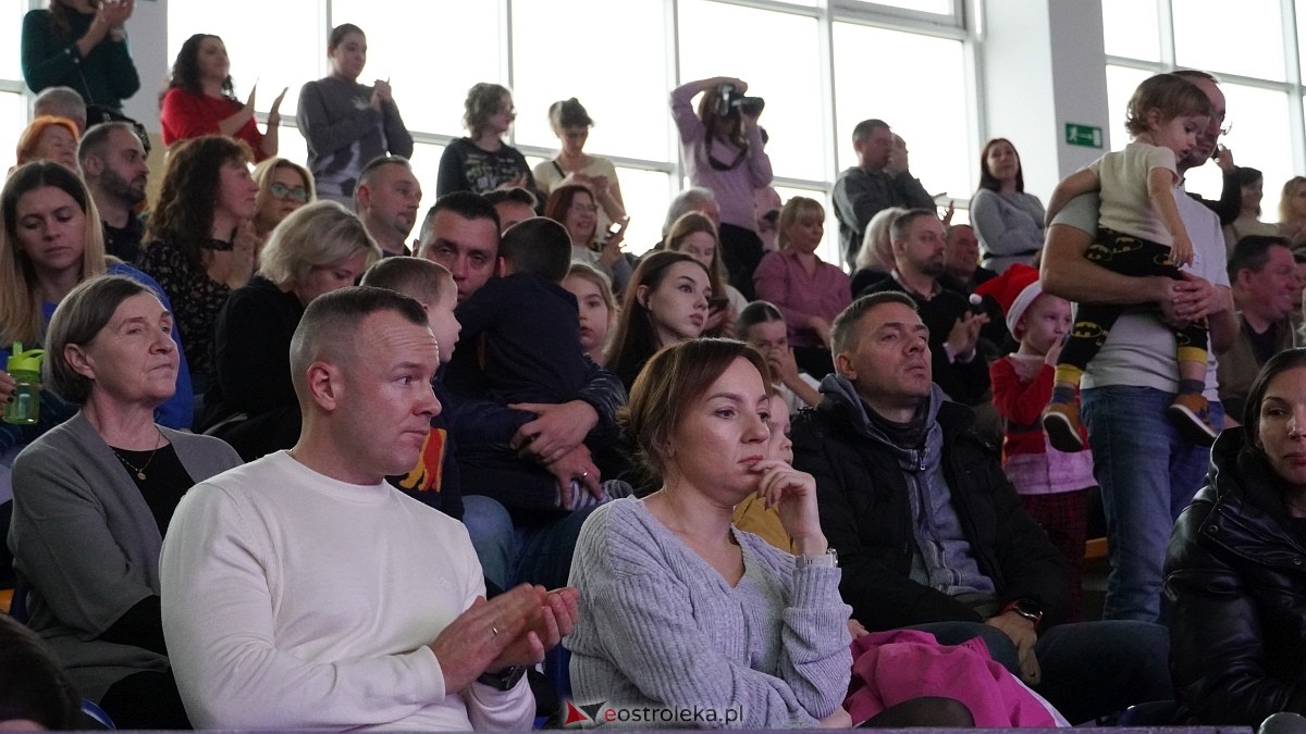 Wigilia Bezwahania Dance Center: grupy kids i junior [7.12.2024] - zdjęcie #75 - eOstroleka.pl