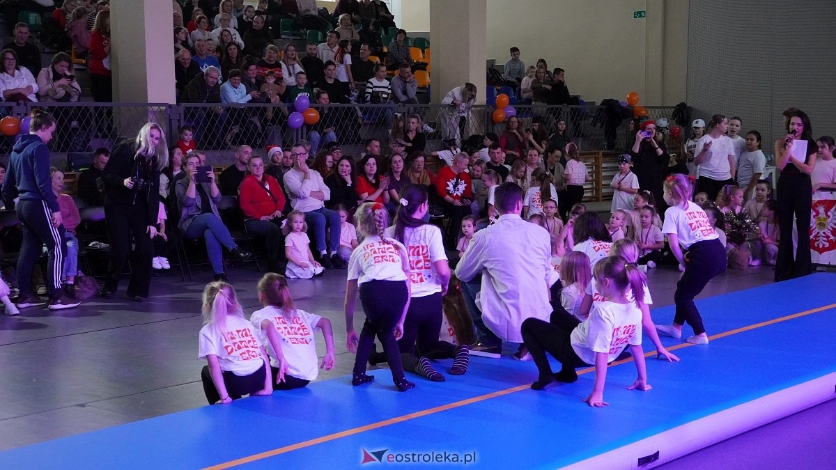Wigilia Bezwahania Dance Center: grupy kids i junior [7.12.2024] - zdjęcie #49 - eOstroleka.pl
