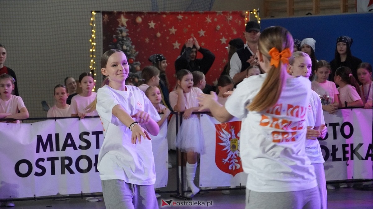 Wigilia Bezwahania Dance Center: grupy kids i junior [7.12.2024] - zdjęcie #38 - eOstroleka.pl