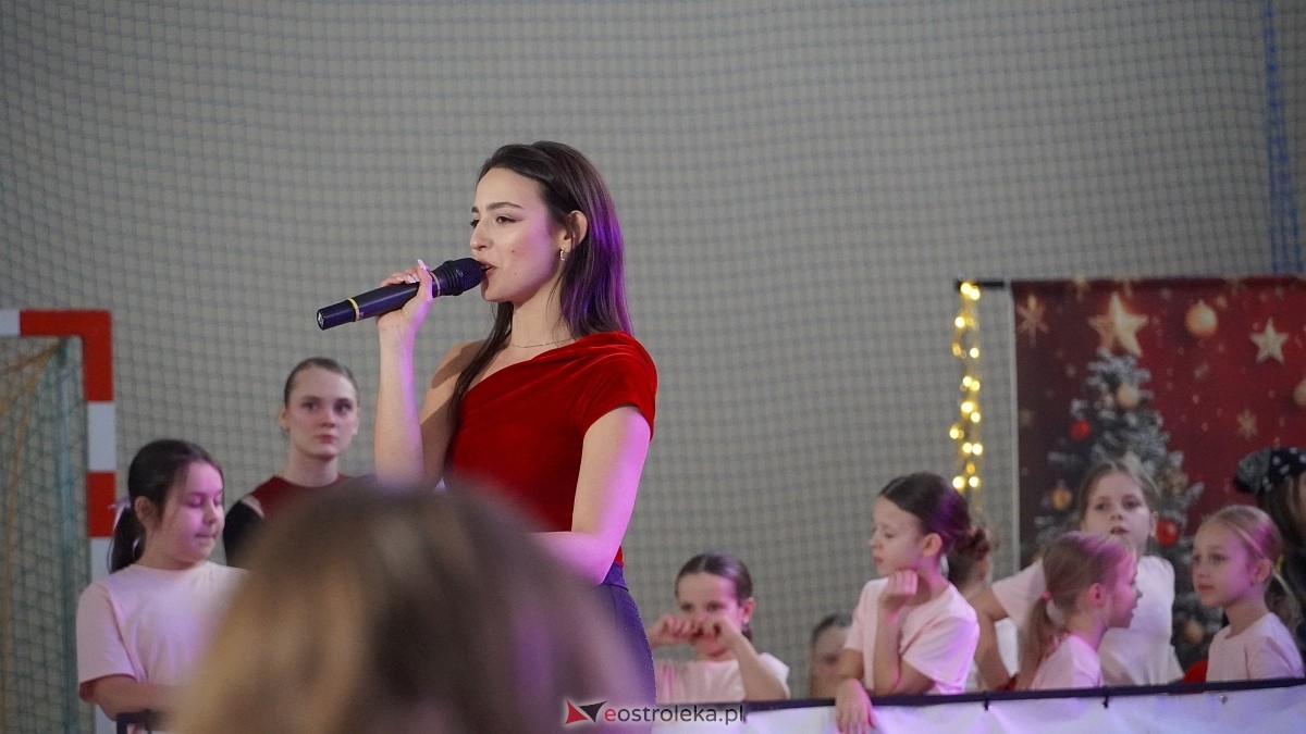 Wigilia Bezwahania Dance Center: grupy kids i junior [7.12.2024] - zdjęcie #31 - eOstroleka.pl
