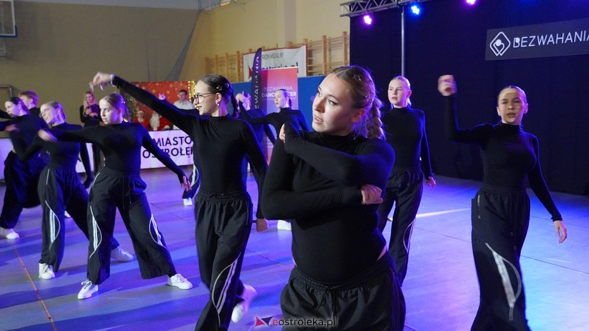 Wigilia Bezwahania Dance Center: grupy turniej i pokazowe [7.12.2024] - zdjęcie #73 - eOstroleka.pl